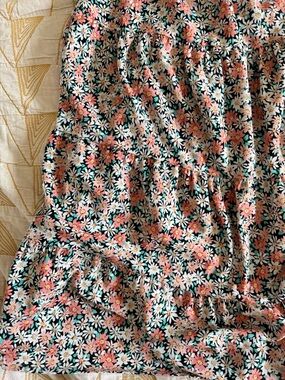 Tiered lightweight floral skirt